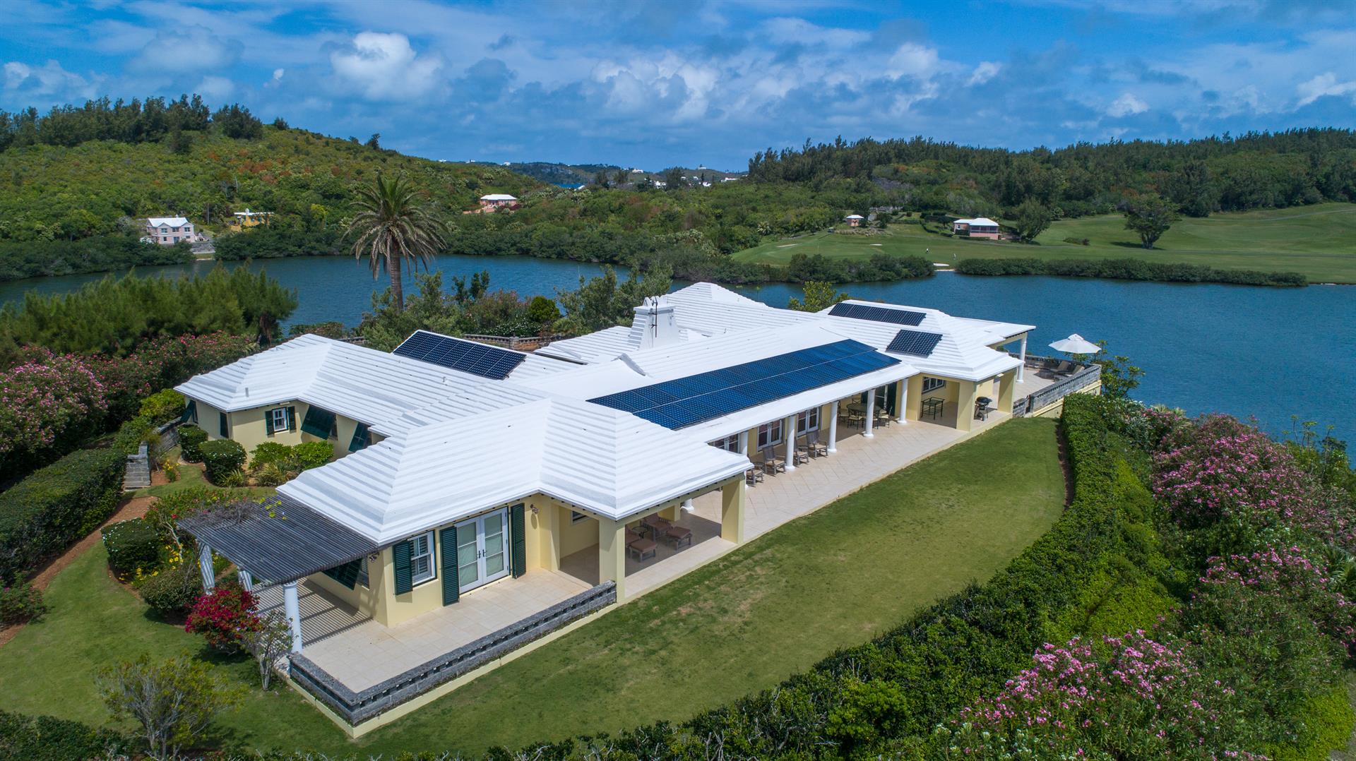 Caper Collis In Tucker's Town a luxury Single Family Home for sale in