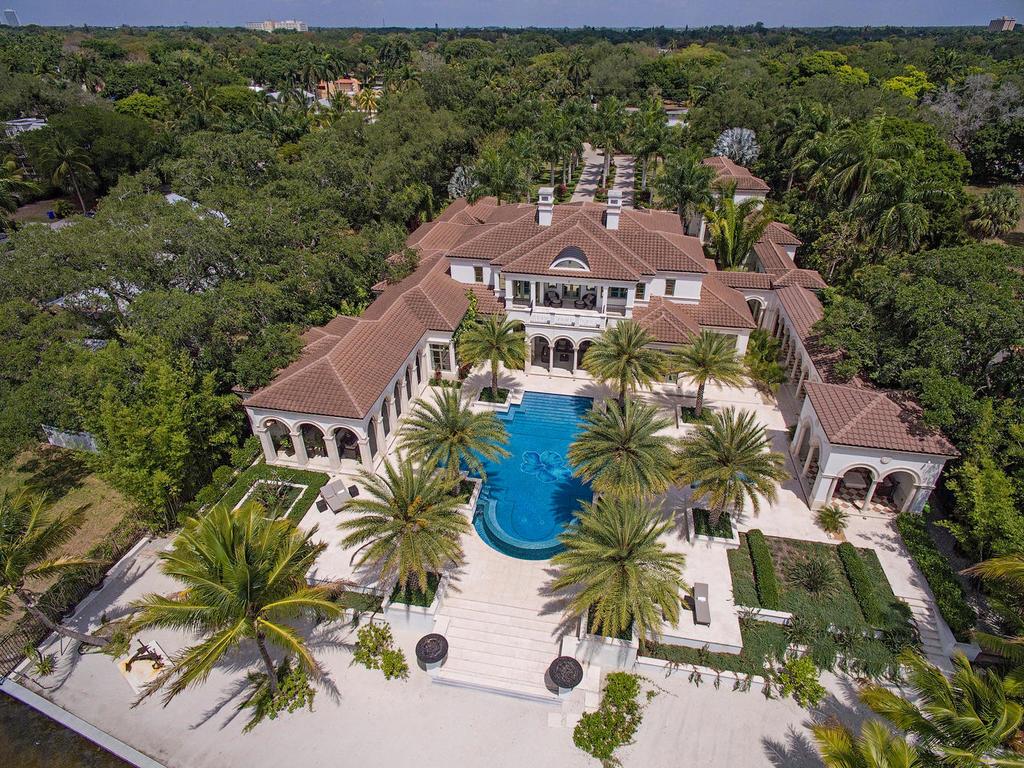 Waterfront Fort Myers Estate A Luxury Home For Sale In Fort Myers Lee County Florida 4854