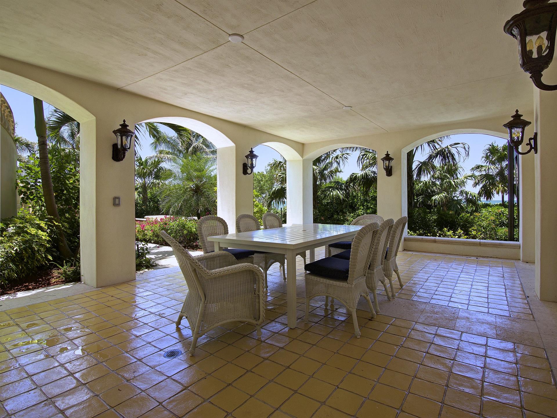 Mandalay A Luxury Home For Sale In Sanibel Lee County
