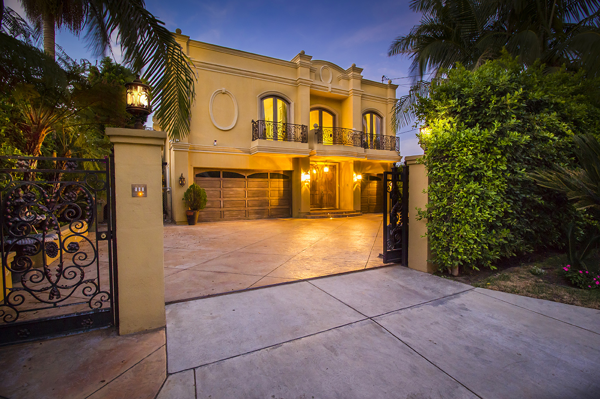 Sherman Oaks - Real Estate and Apartments for Sale | Christie&#39;s International Real Estate