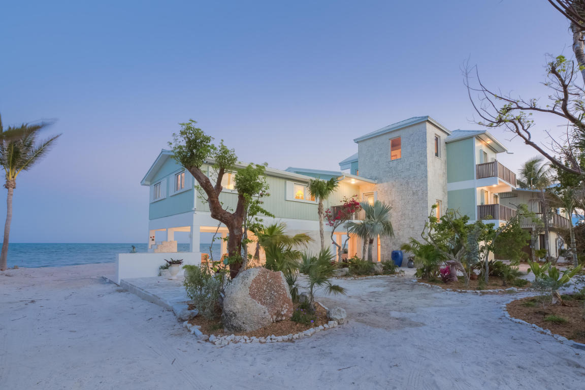 Islamorada Beachfront Home a luxury home for sale in Lower Matecumbe