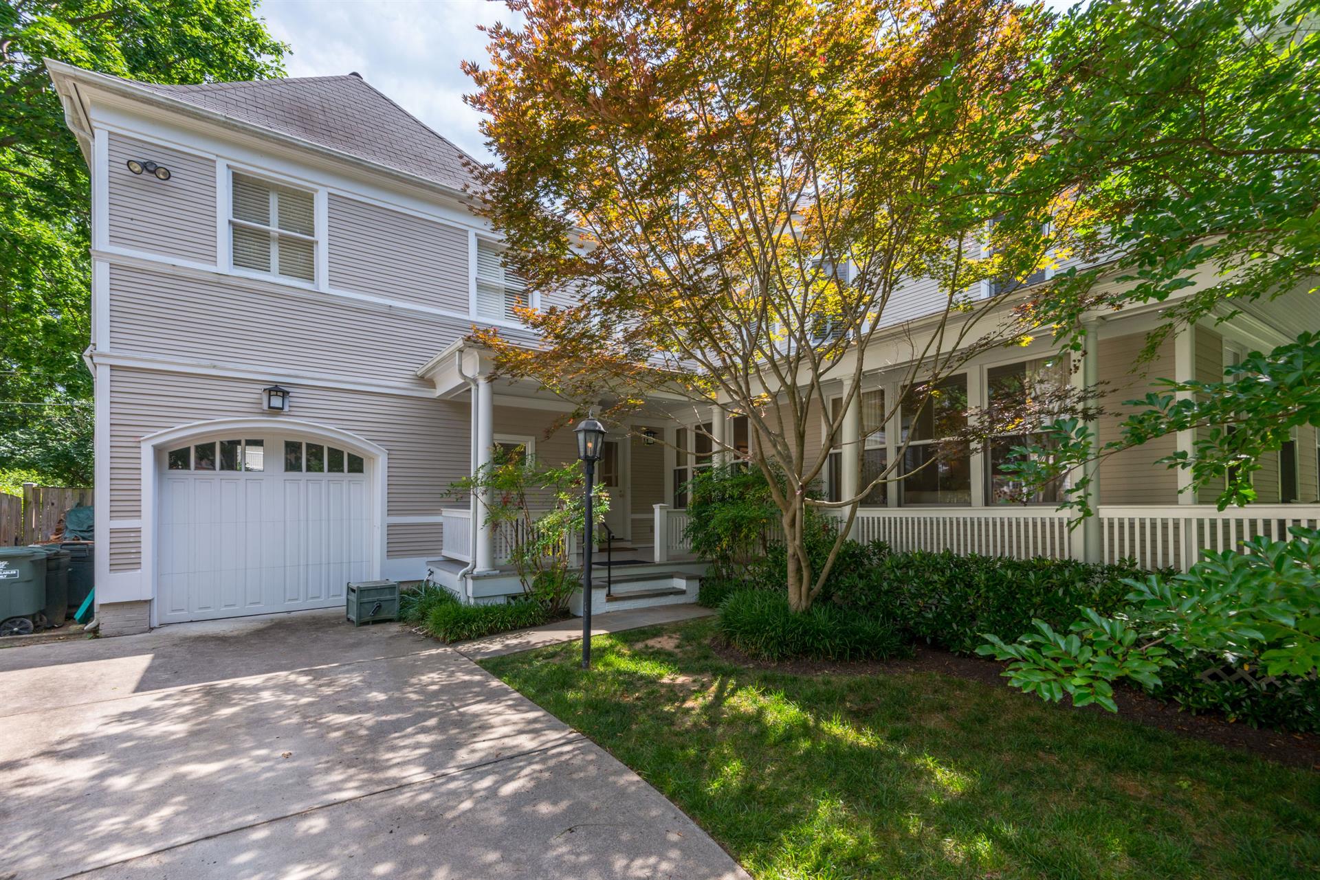 Chevy Chase Village: a luxury home for sale in Chevy Chase, Montgomery 