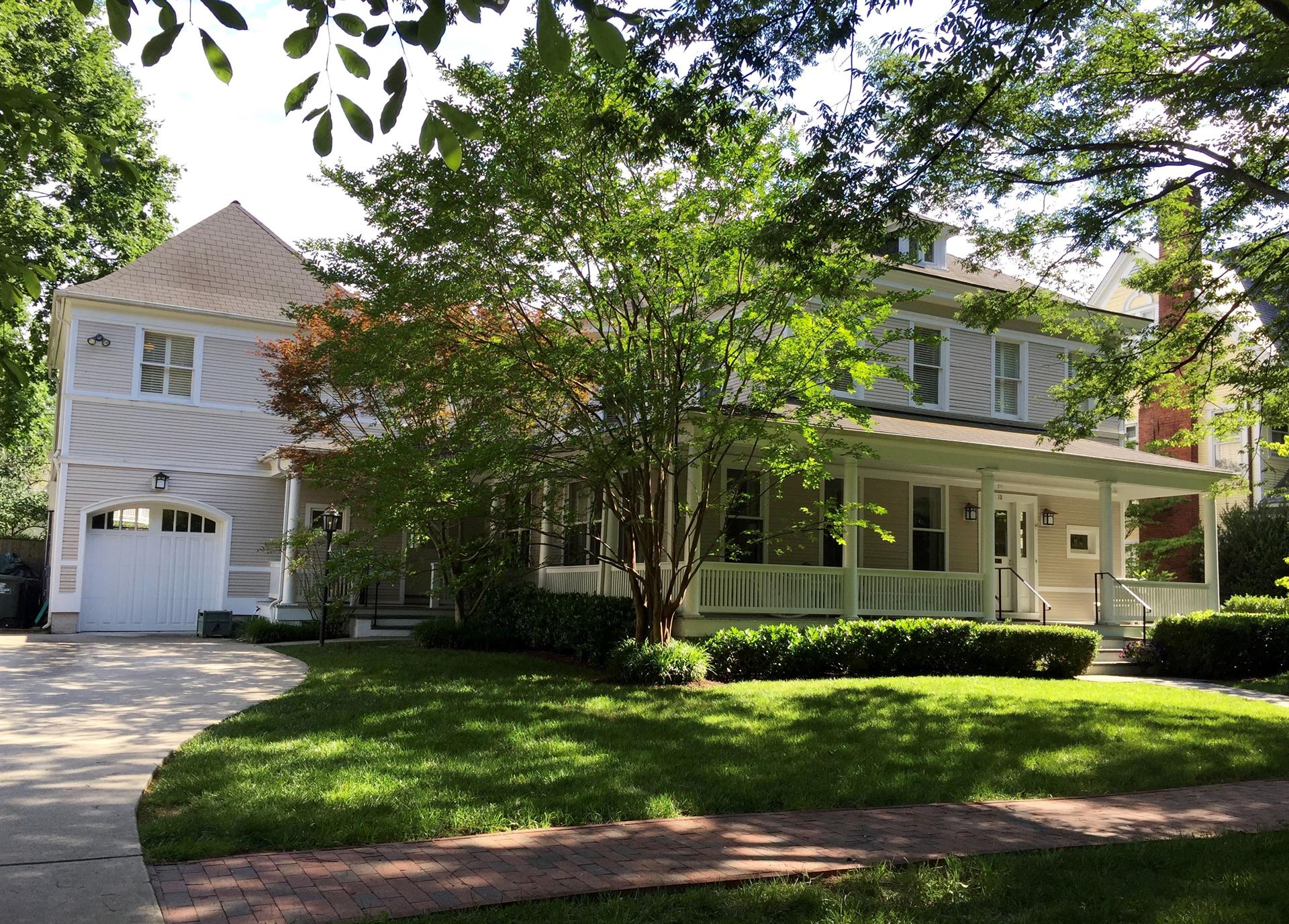 Chevy Chase Village: a luxury home for sale in Chevy Chase, Montgomery 