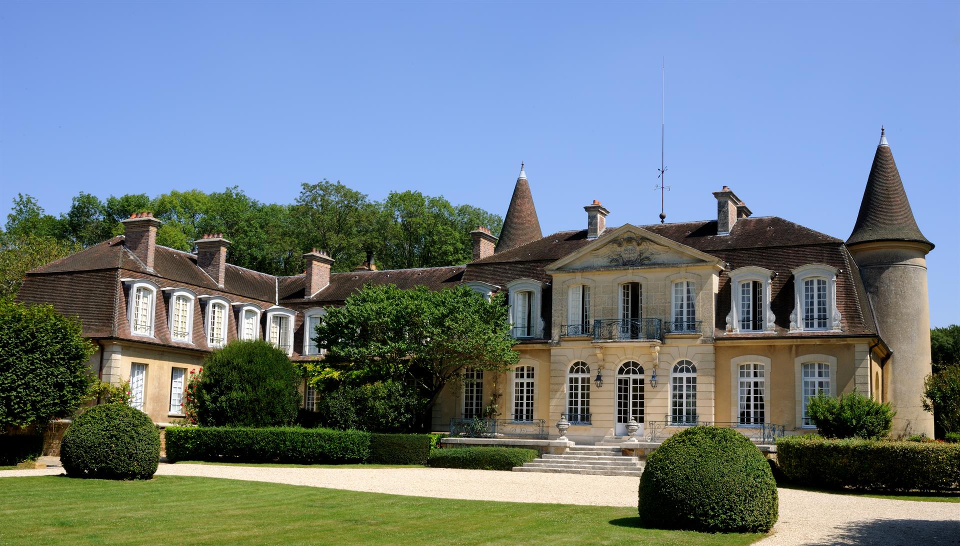 France - Real Estate and Apartments for Sale | Christie&#39;s International Real Estate