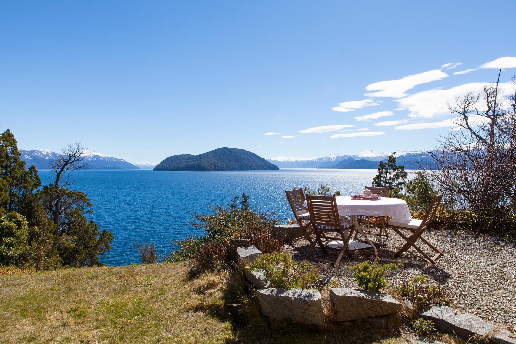 Puerto Tabla, Unique location in Patagonia a luxury Single Family Home