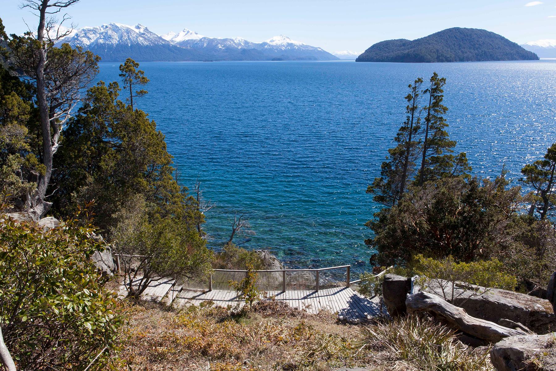 Puerto Tabla, Unique location in Patagonia a luxury Single Family Home for sale in Patagonia
