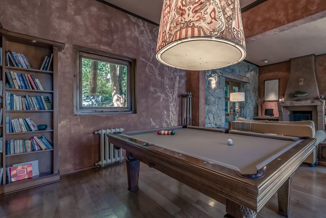 Villa Toscana in Villa La Angostura a luxury Single Family Home for