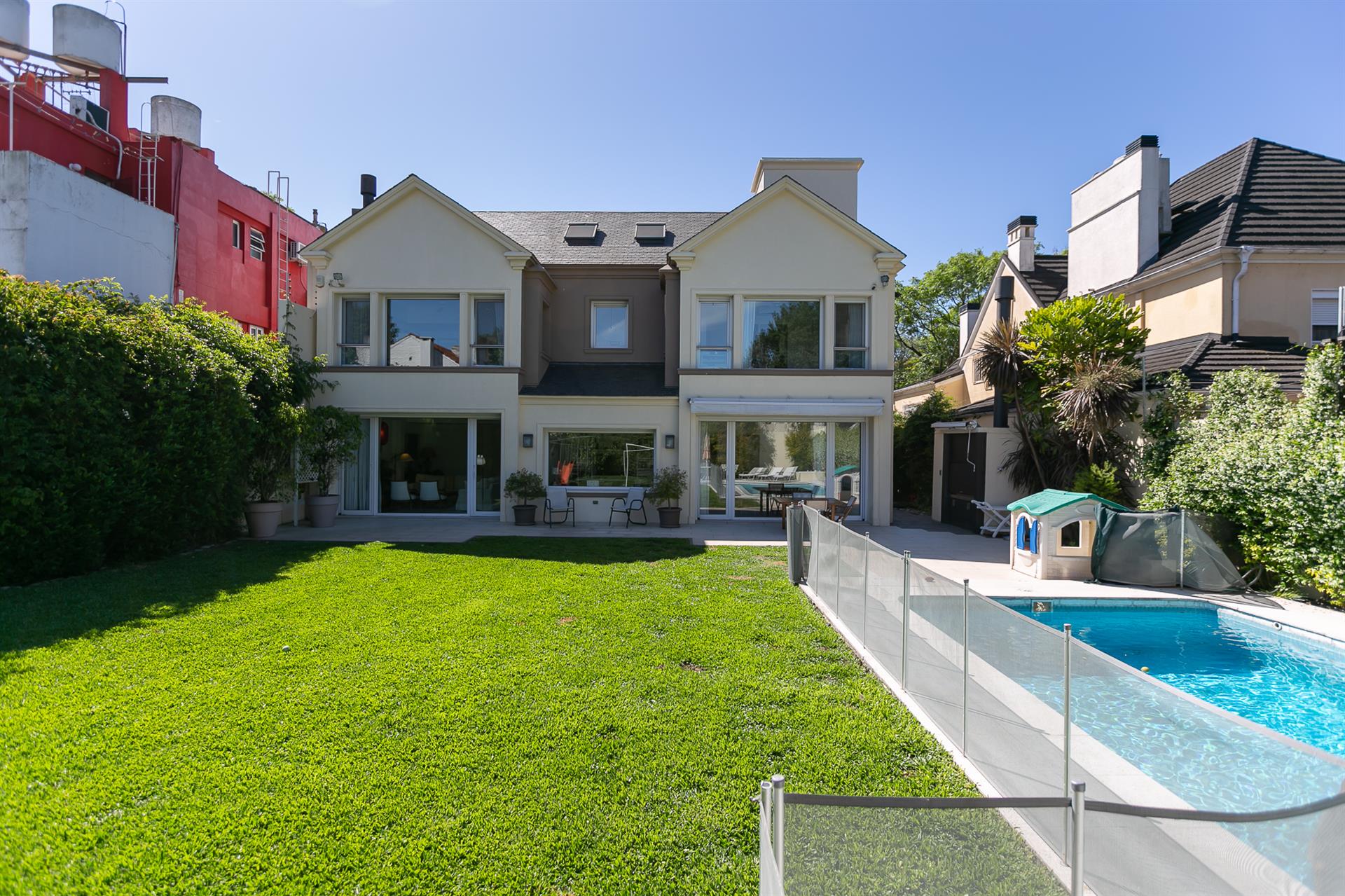 Lindísima casa en Vicente López a luxury Single Family Home for sale