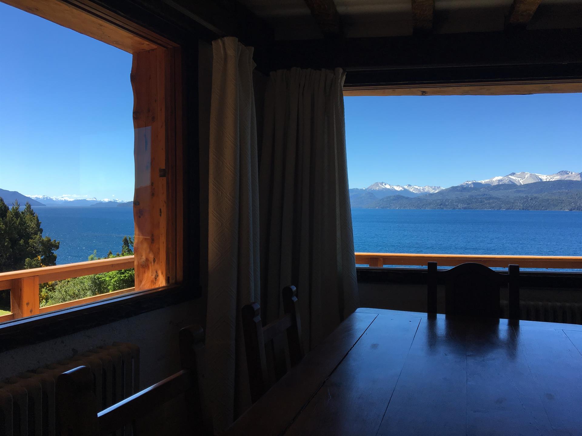 Lakefront Swiss Chalet With Stunning Views Of Nahuel Huapi National