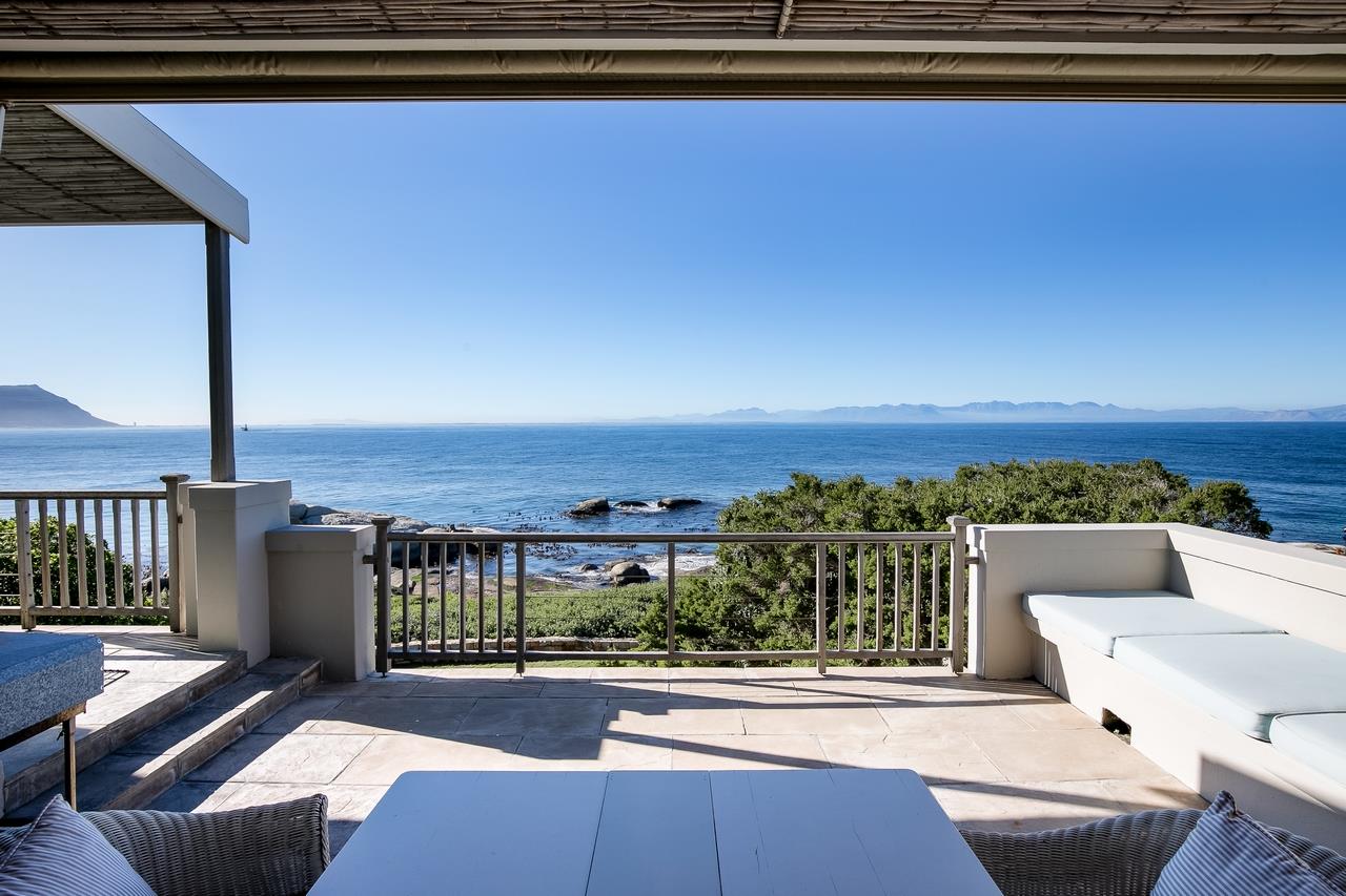 LUXURIOUS EXCLUSIVE FAMILY HOME: a luxury home for sale in Cape Town, , Western Cape - Property ...