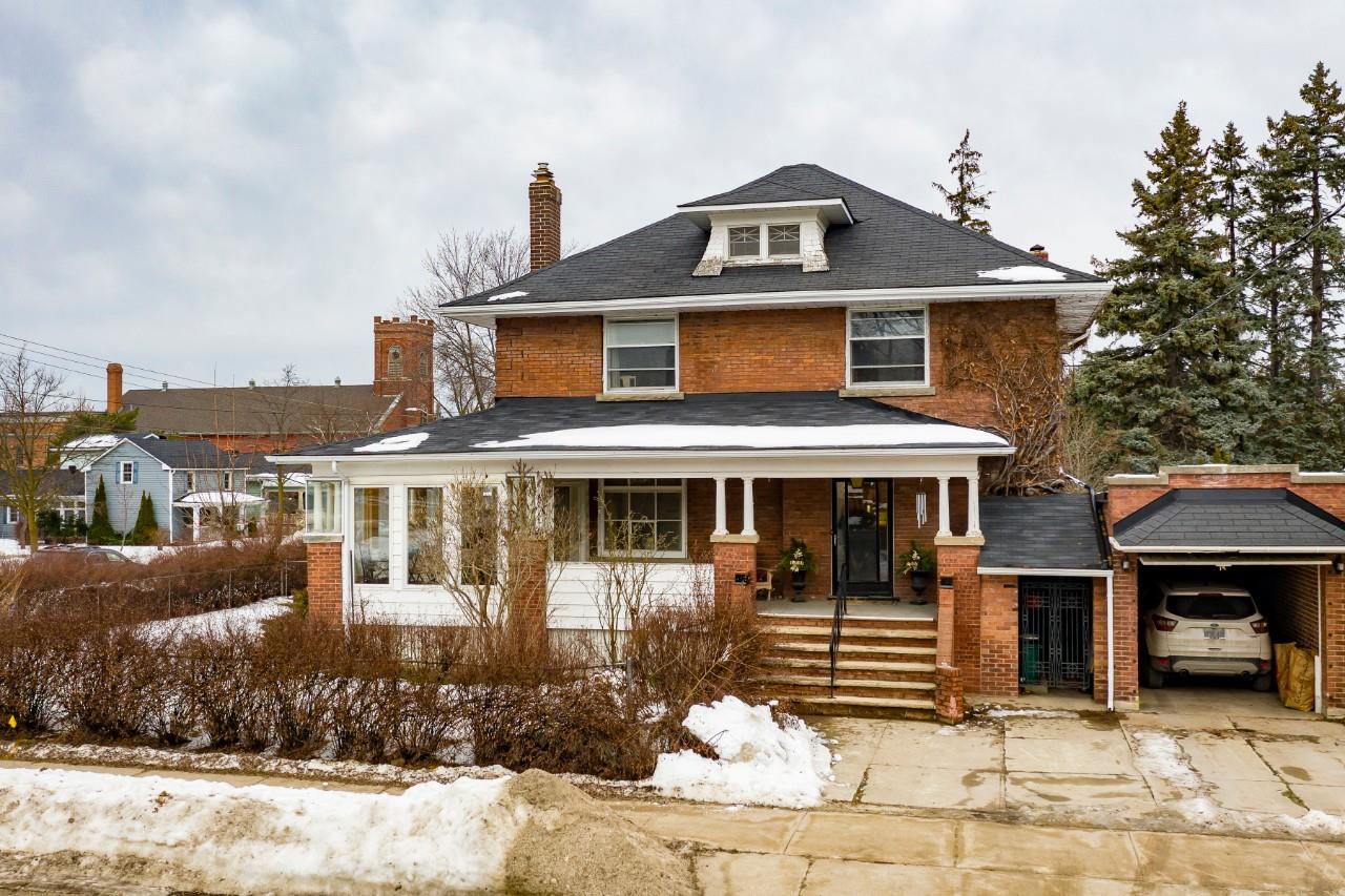 91 Third Street, Collingwood, ON a luxury home for sale in Collingwood