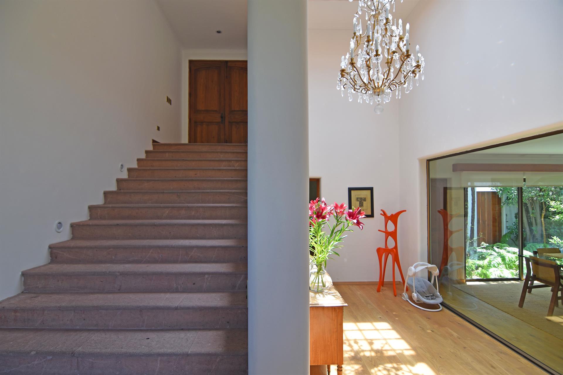 Great Family Home in Santa María de Manquehue a luxury Single Family