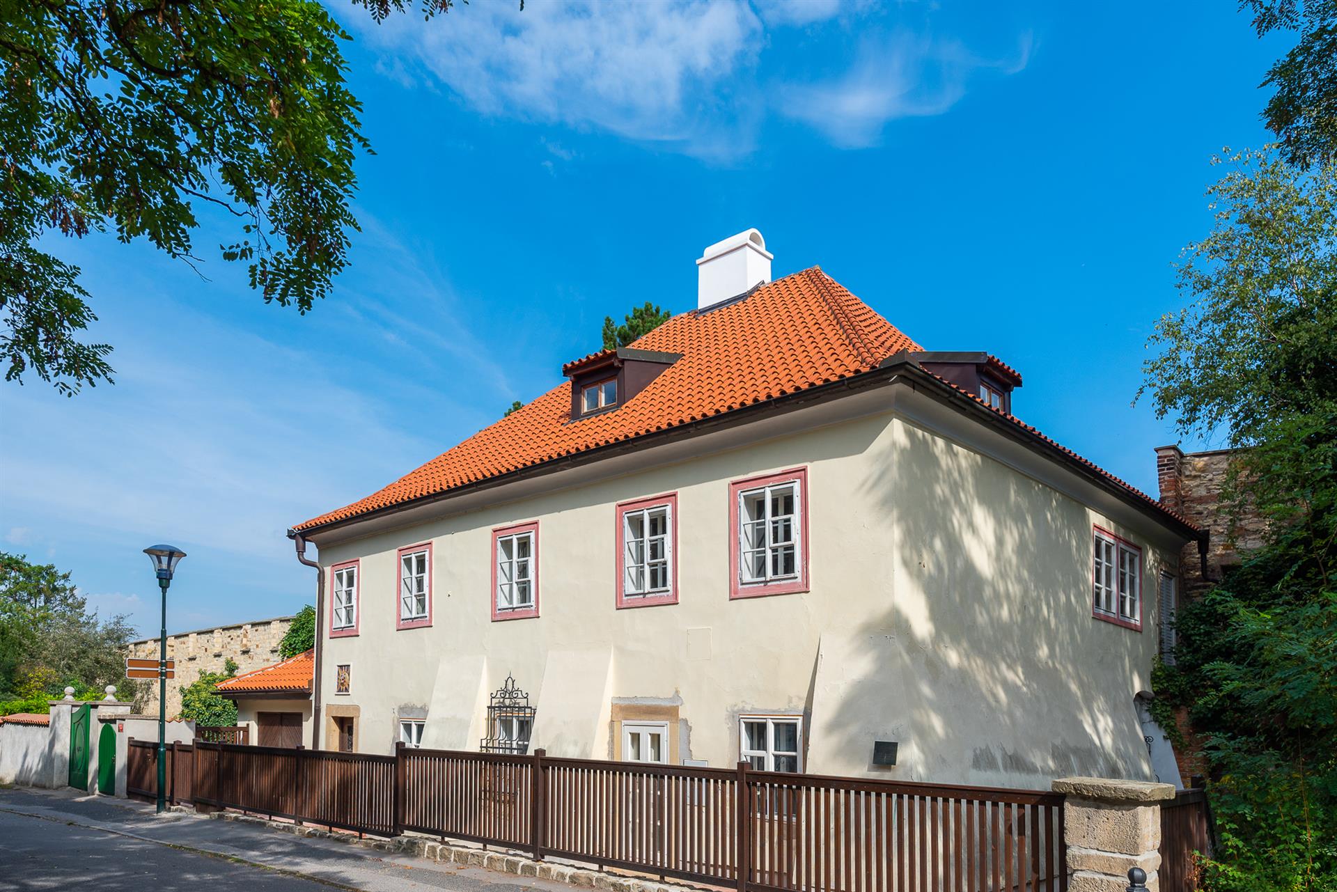 Unique Baroque House Close To The Prague Castle A Luxury Single