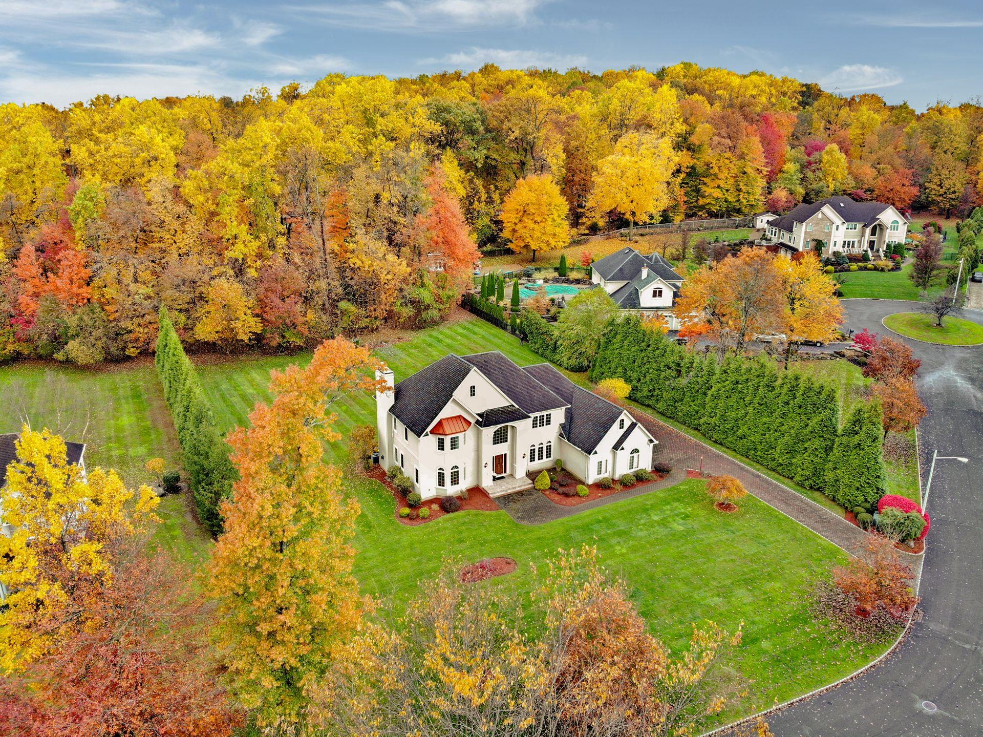 8 Camelot Way a luxury home for sale in Orangeburg, Rockland County