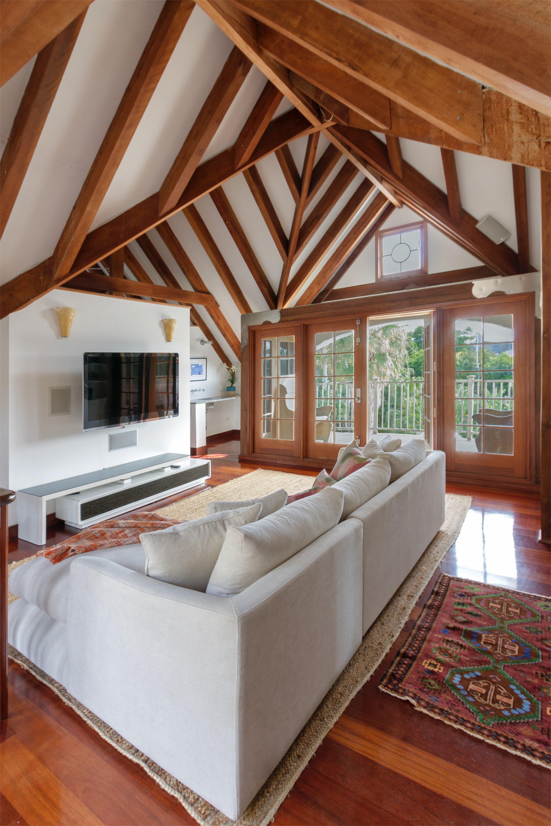 8 Bedroom Estate's Image 22