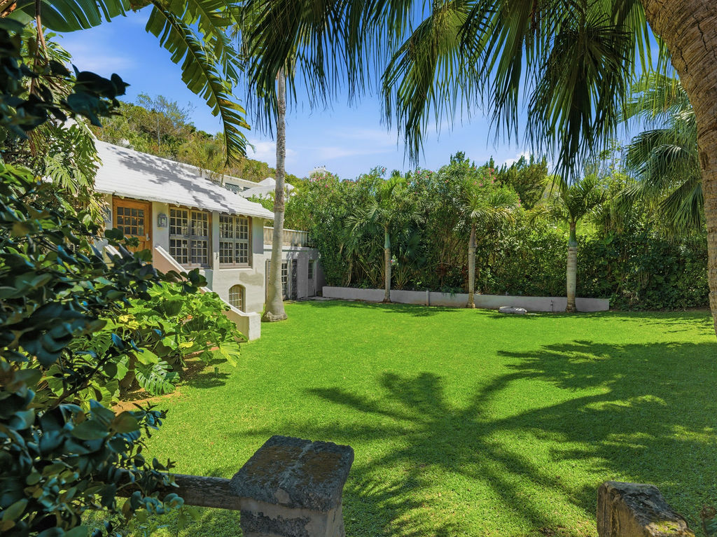 8 Bedroom Estate's Image 47