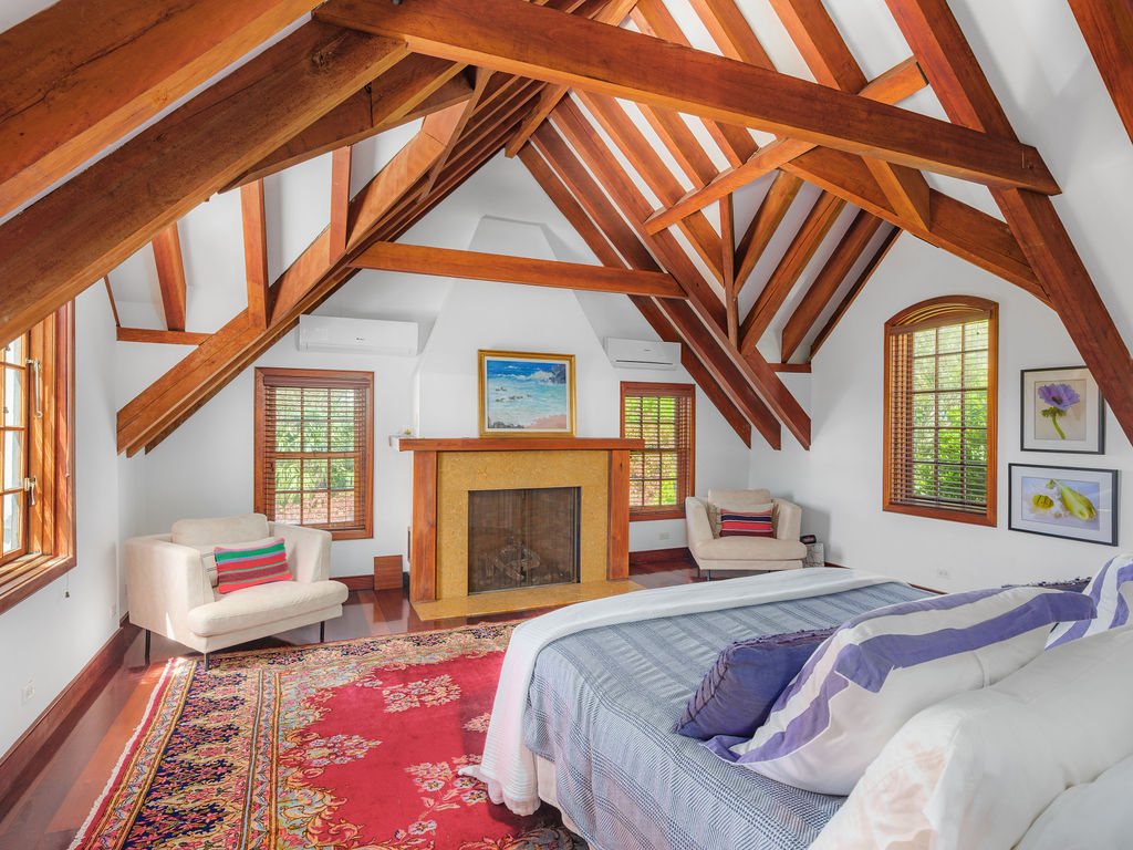 8 Bedroom Estate's Image 24