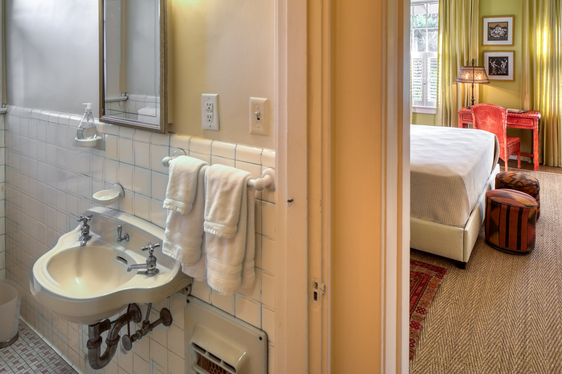 31 East 49th Street_183
