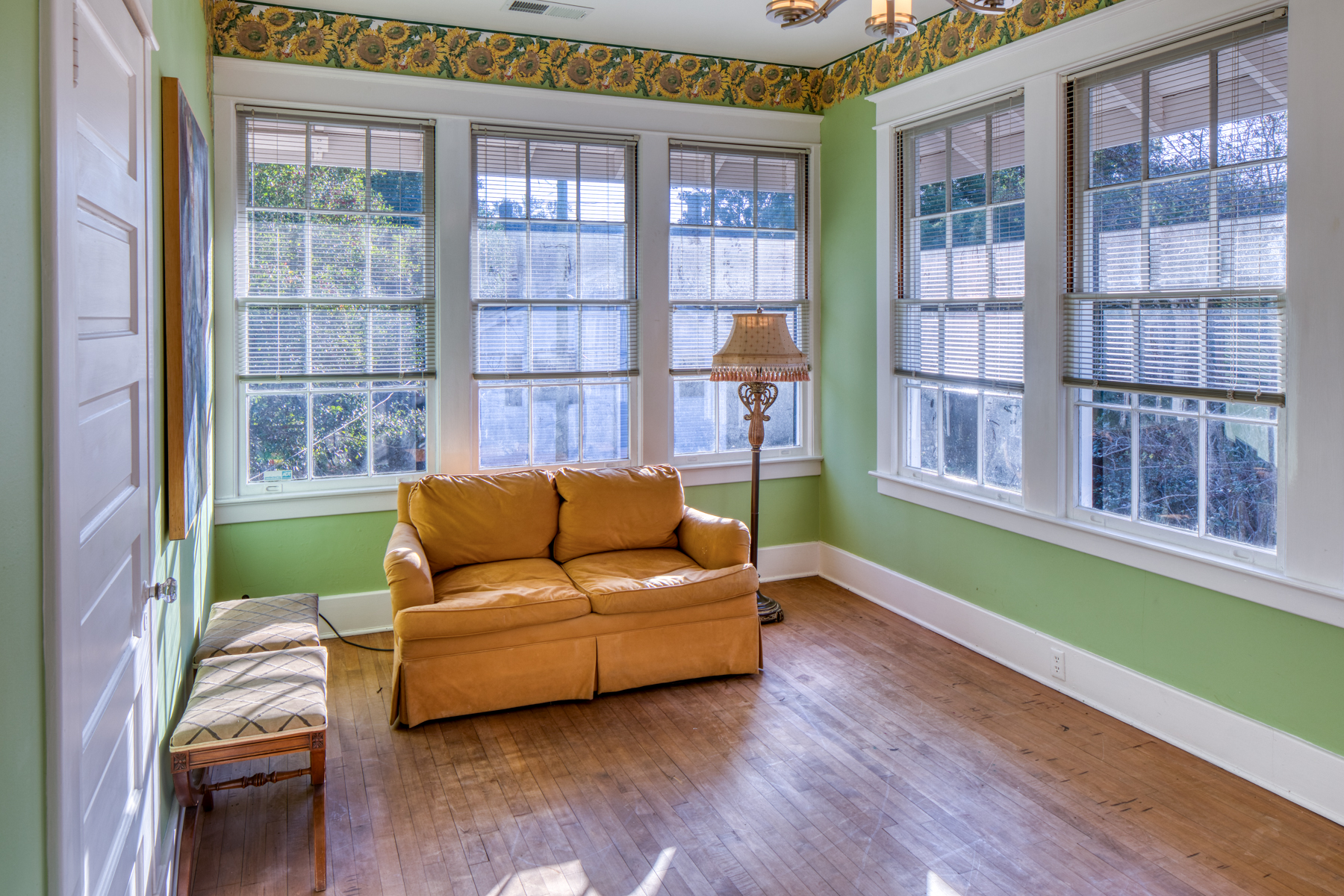 31 East 49th Street_177