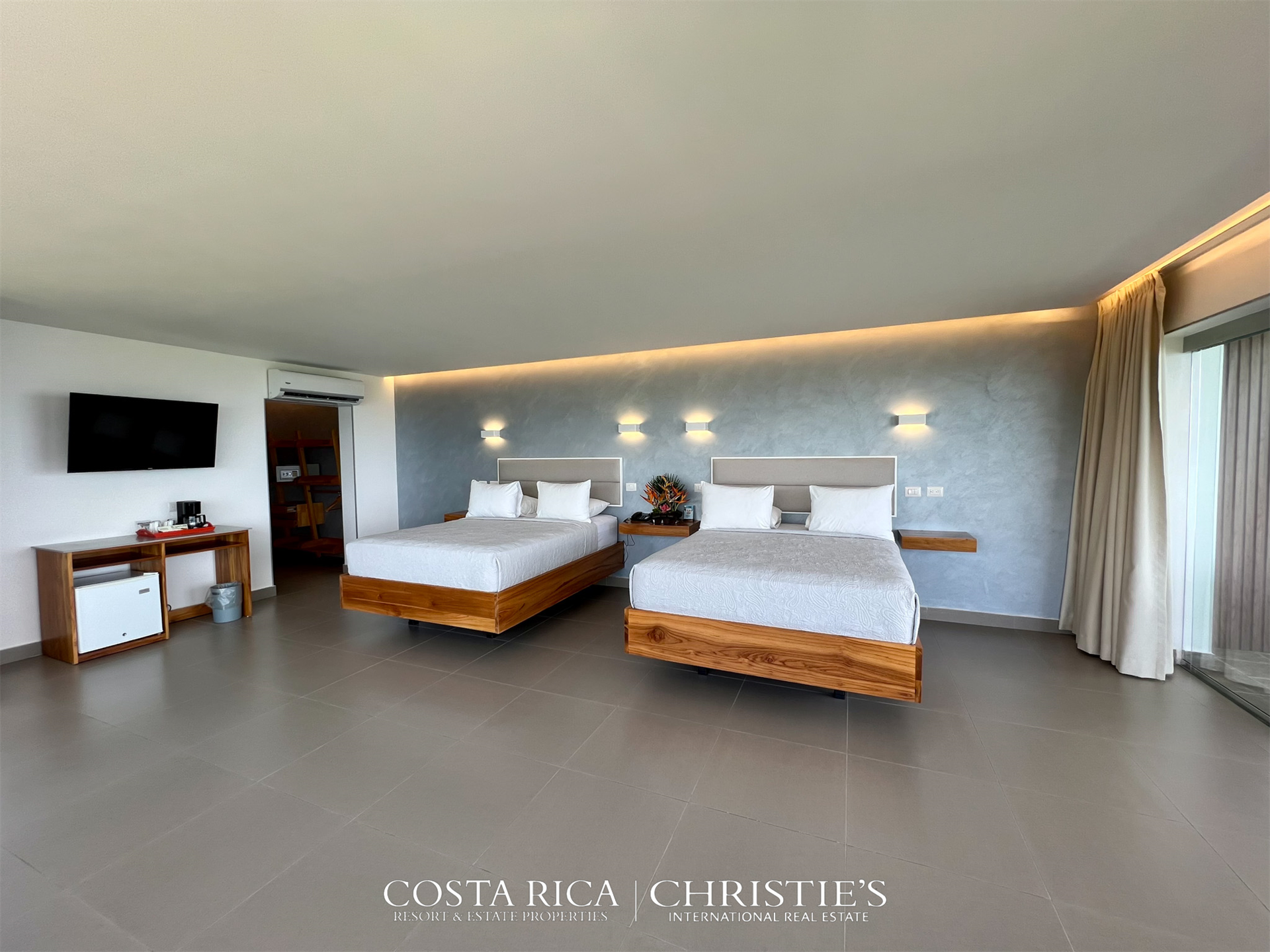 Iconic Legacy Hotel_860