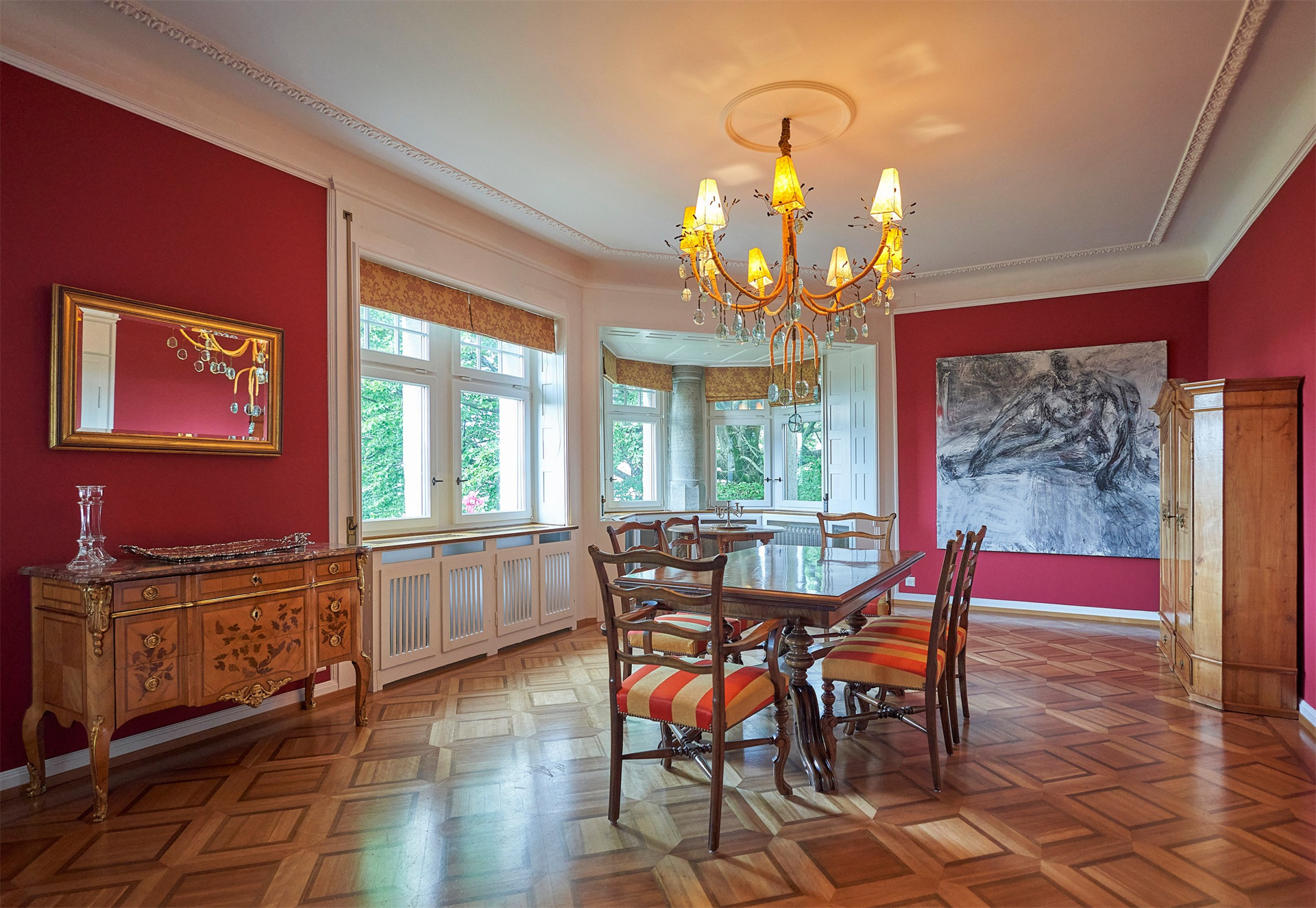 Art nouveau town villa with granny flat on the Zürichberg.