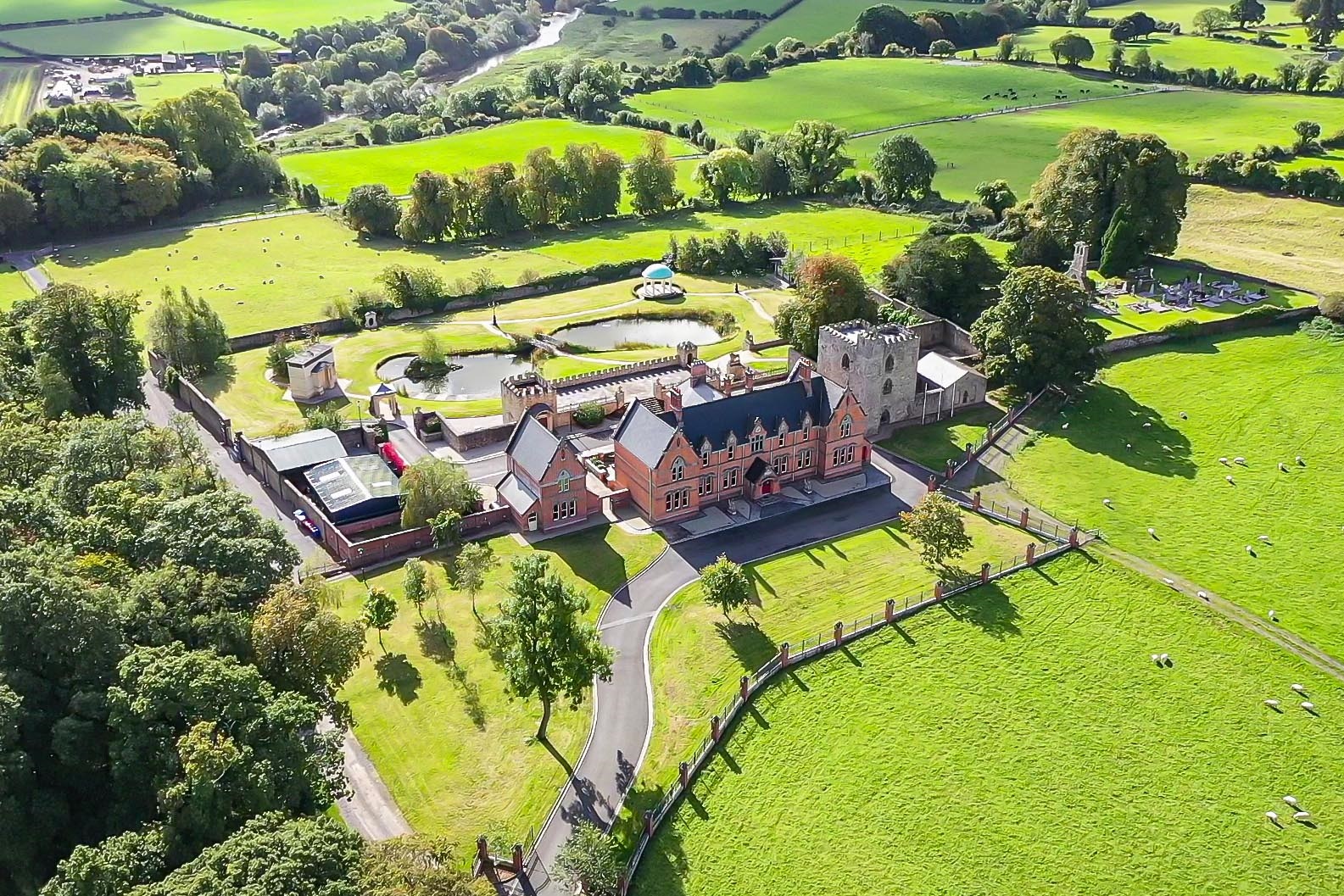Netterville Manor Netterville Manor on c.100 acres, Dowth, Drogheda, Co pic