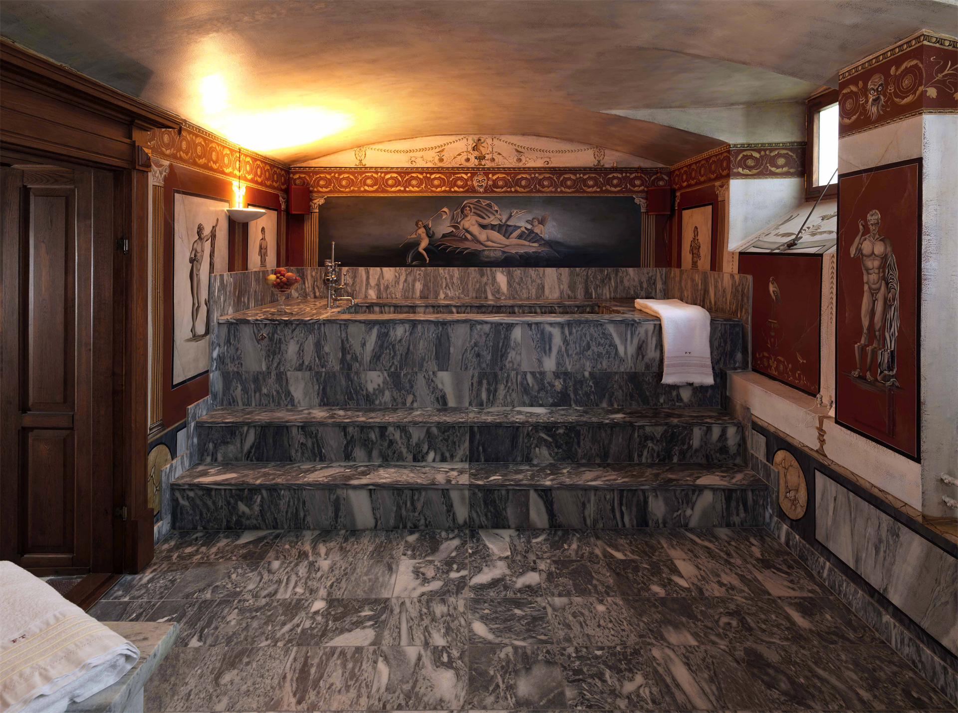 The largest privately owned residence in Norway_229