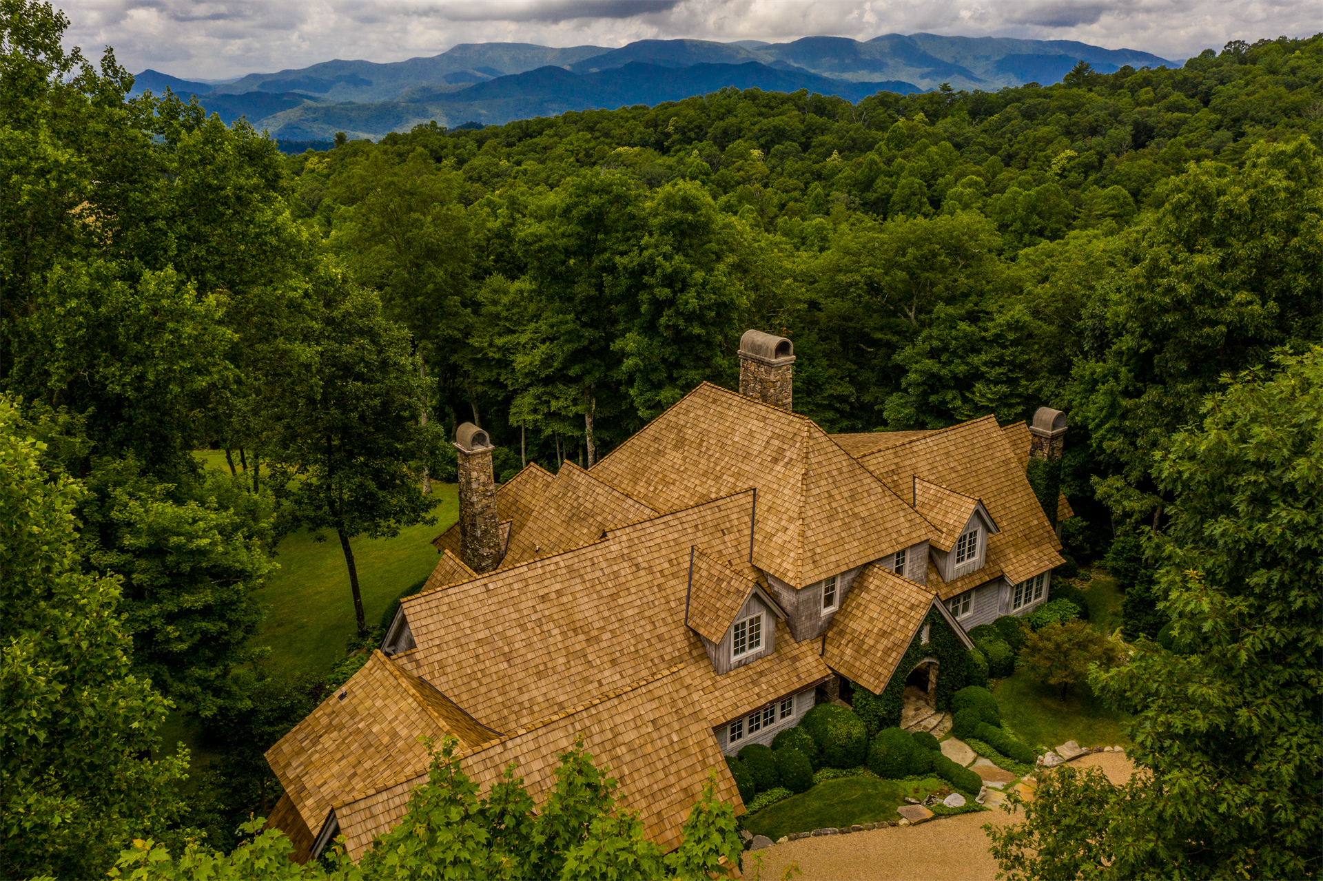 747 McConnell Road_111