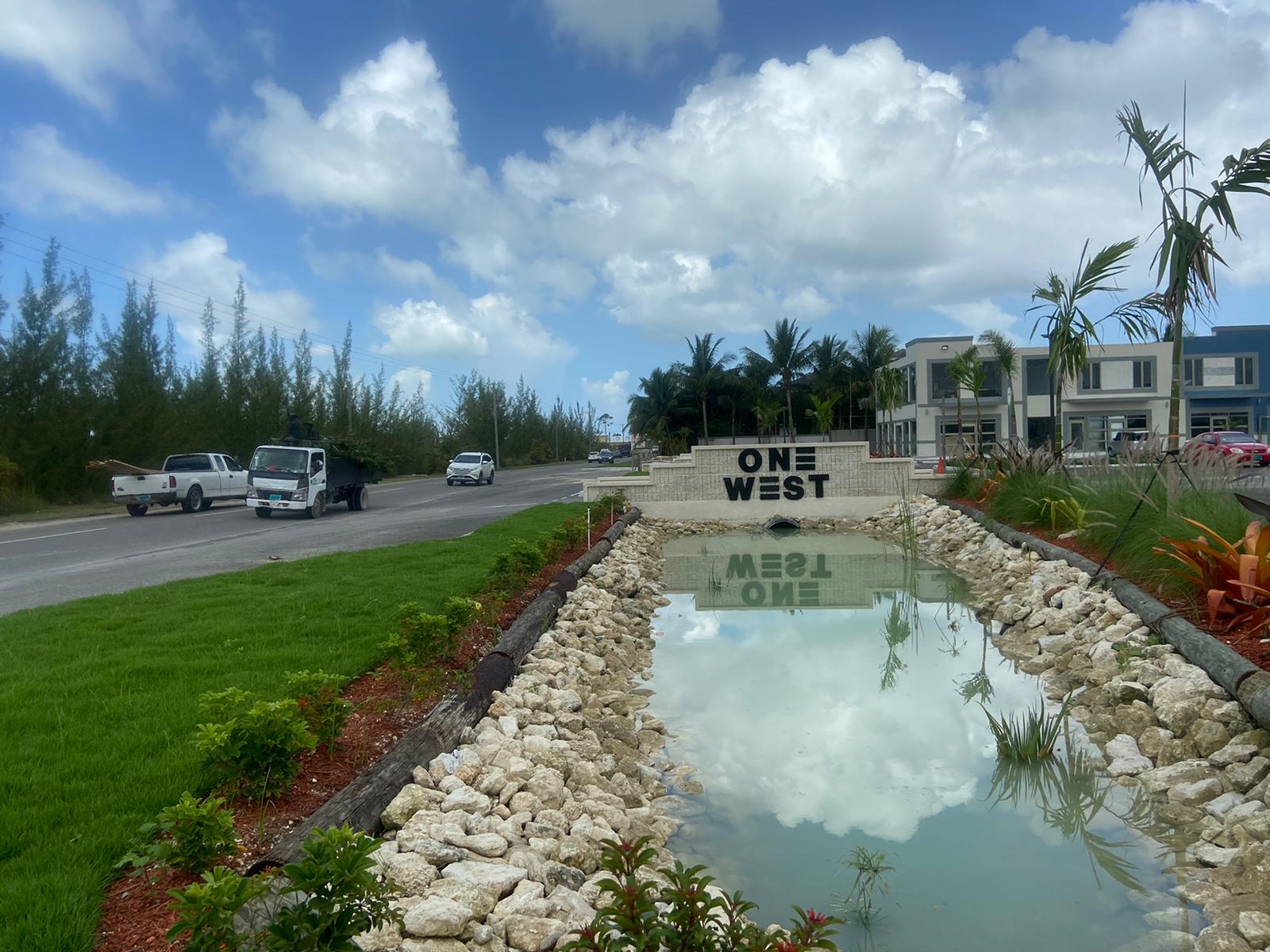 Old Fort Bay Nassau And Paradise Island Condo for Rent
